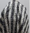 Атласный шелк D&G с черно-белым рисунком Атласный шелк D&G с черно-белым рисунком