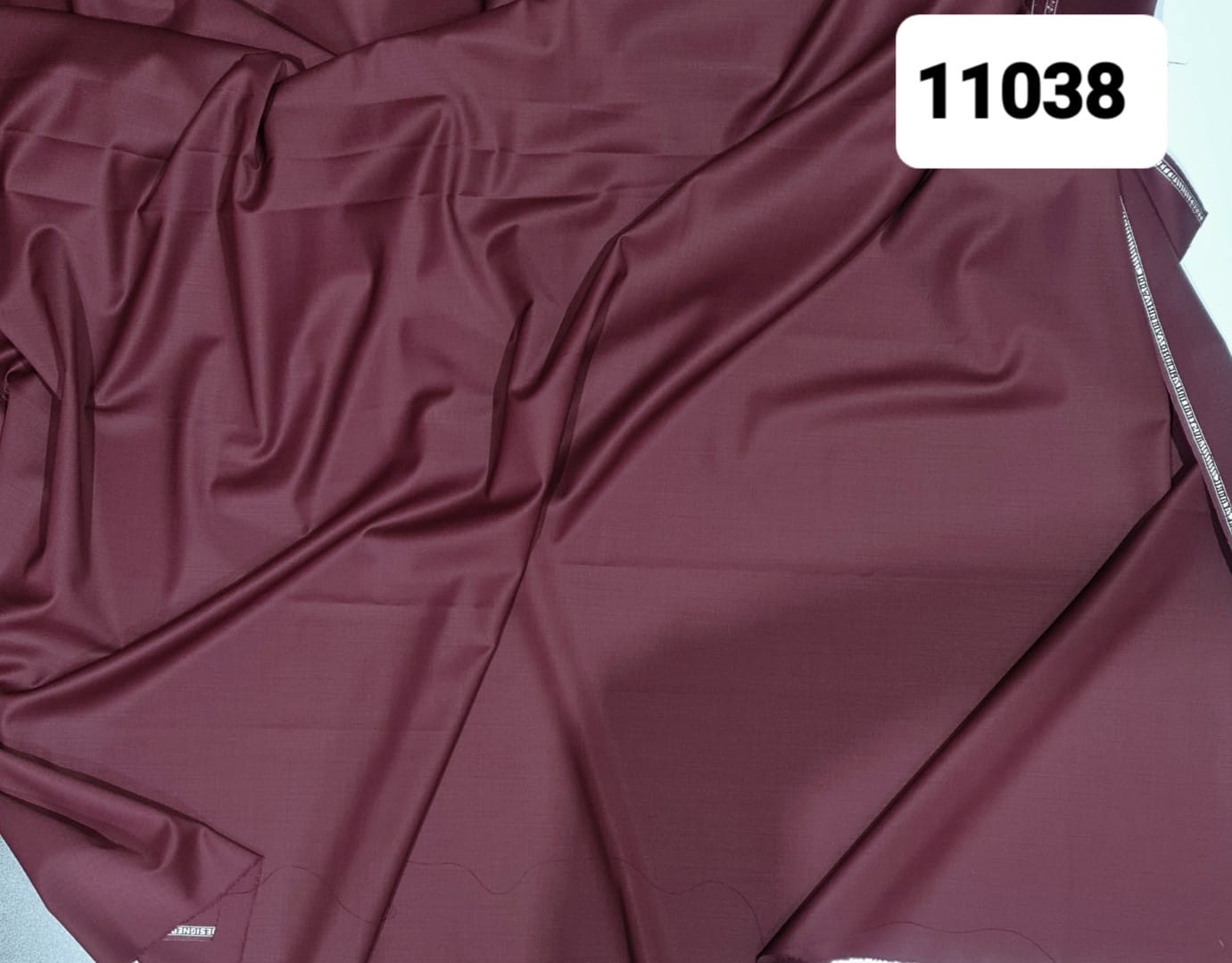 Костюмная ткань стрейч merino Carrera Костюмная ткань стрейч merino Carrera
