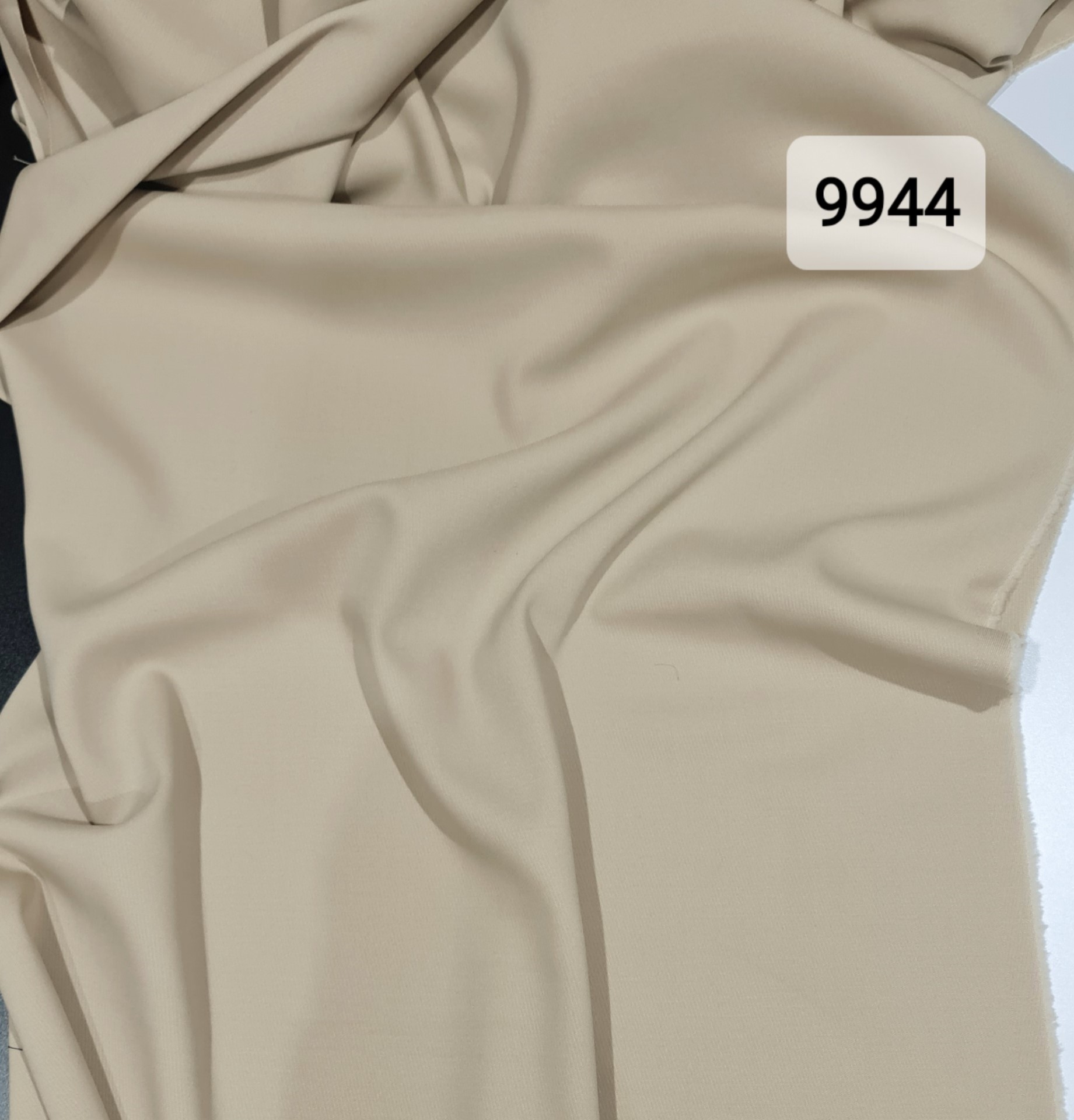 Костюмная ткань: 9944 Костюмная ткань: 9944